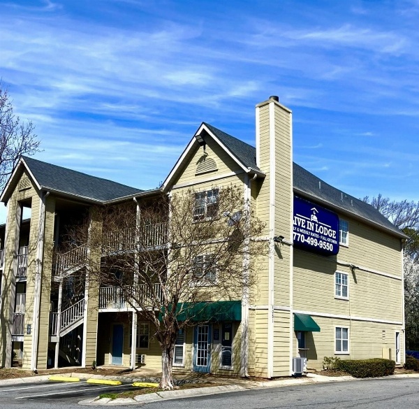 Live In Lodge Marietta image 1